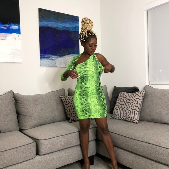 One Shoulder Bodycon Dress - Picture 1 of 6
